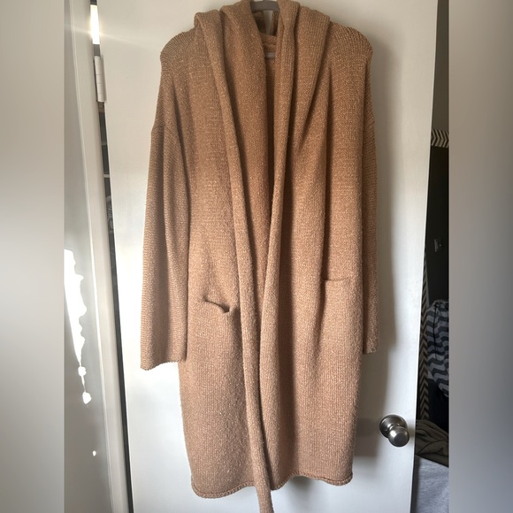 The ultimate COATIGAN. - Picture 1 of 2